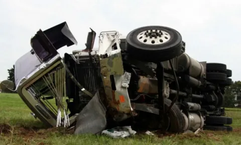 Dallas Truck Accident Lawyer: Your Complete Guide to Compensation After a Commercial Truck Crash